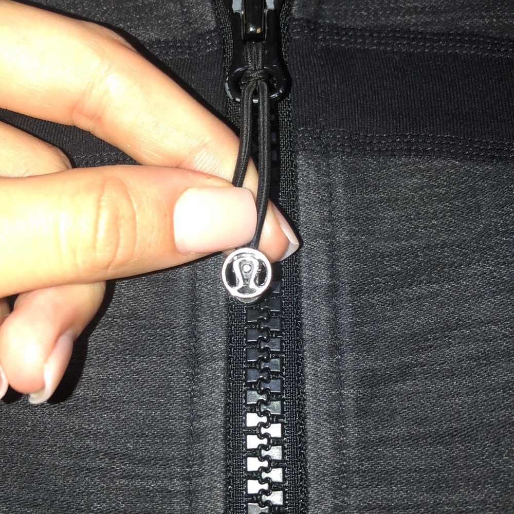 Lululemon jacket - Picture 2 of 5